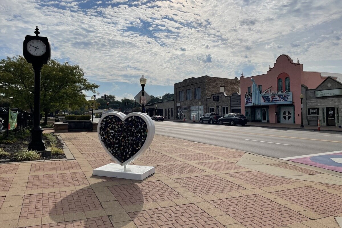 Downtown Shawnee Kansas with heart sculpture - chiropractor serving Shawnee families